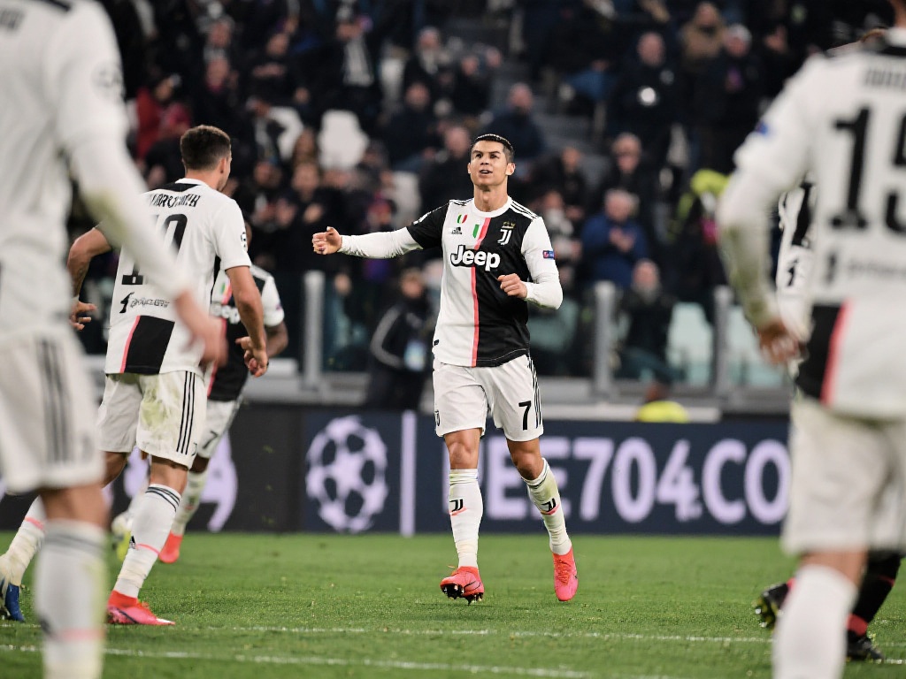 世预赛惊天奇迹！人口仅16万的库拉索挺进世界杯！